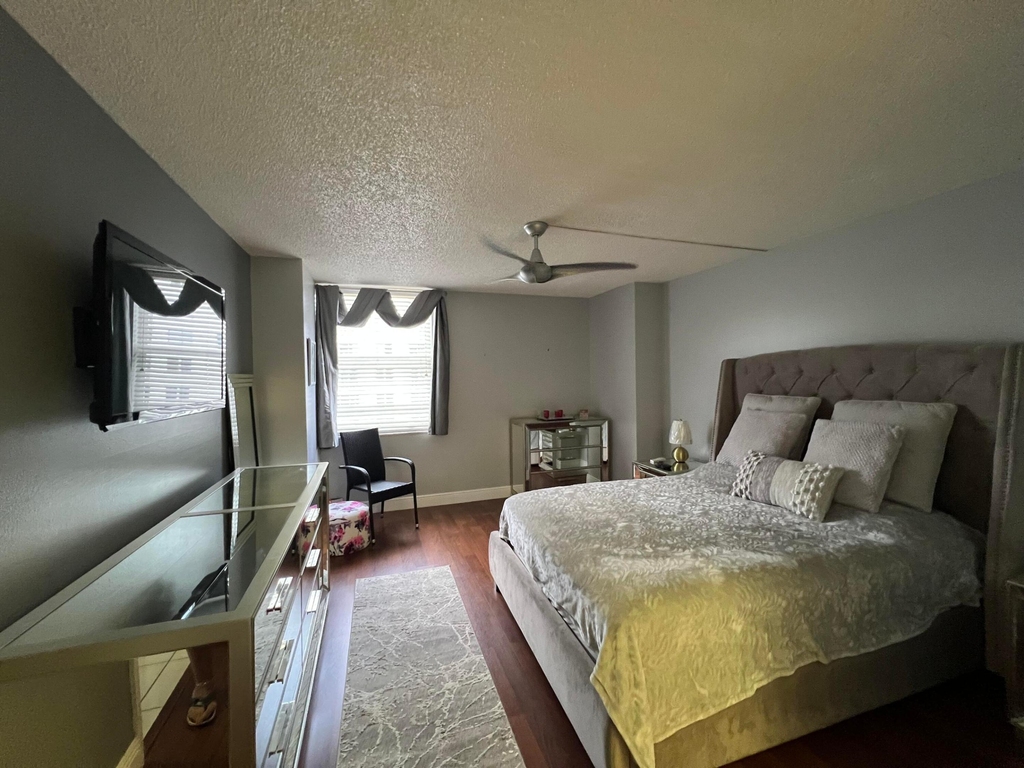 111 Briny Avenue - Photo 15