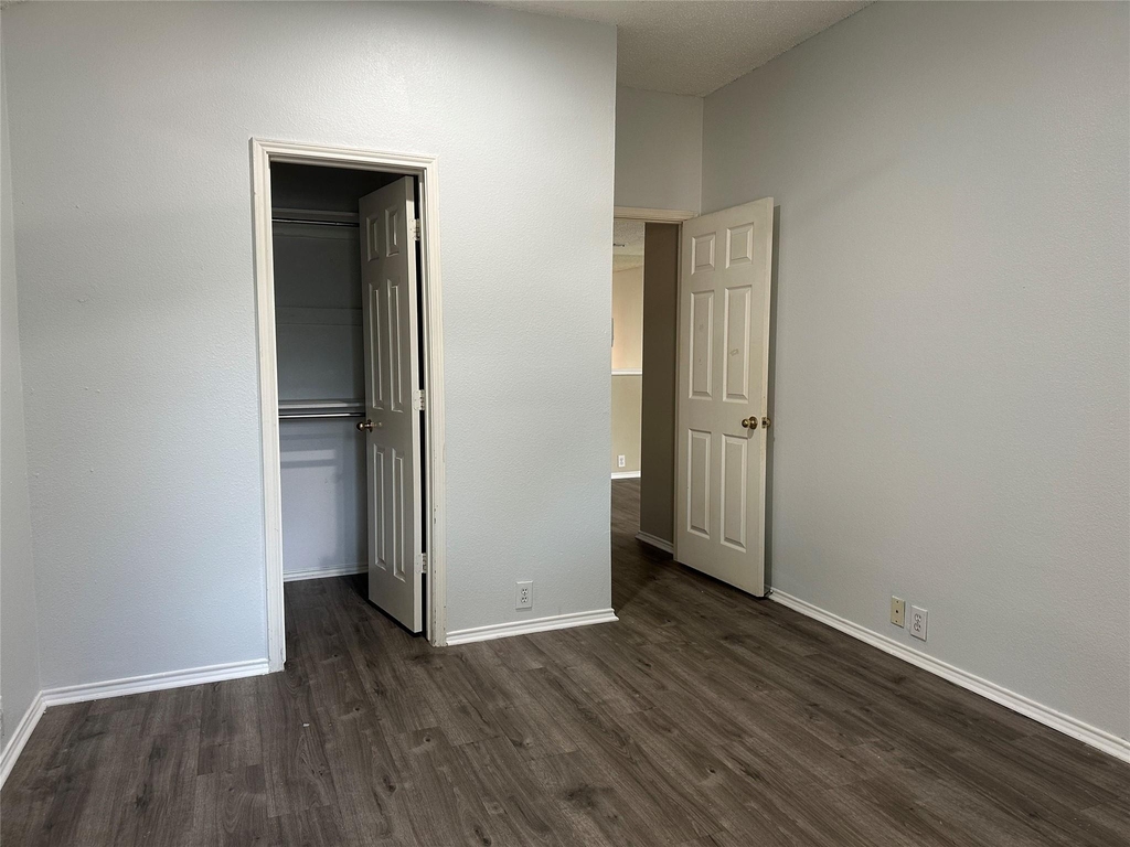 1905 Barrens Circle - Photo 10