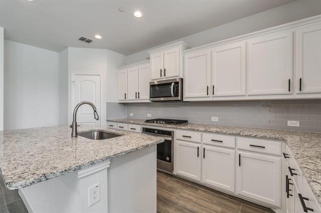 6805 Andrew Drive - Photo 5