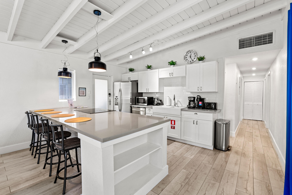 3305 Sw 15th Street - Photo 5
