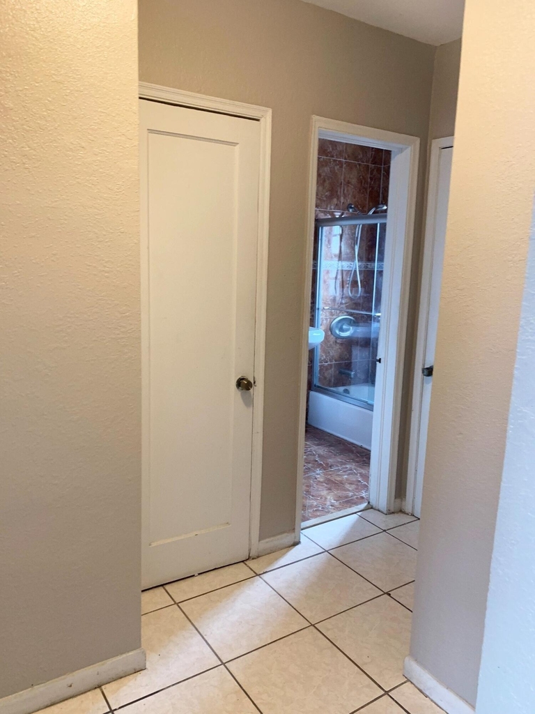 555 Sw 16th Avenue - Photo 7