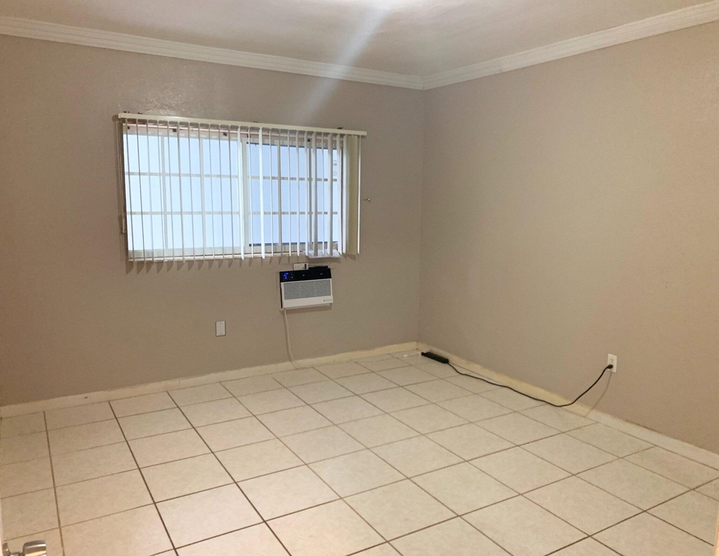 555 Sw 16th Avenue - Photo 9