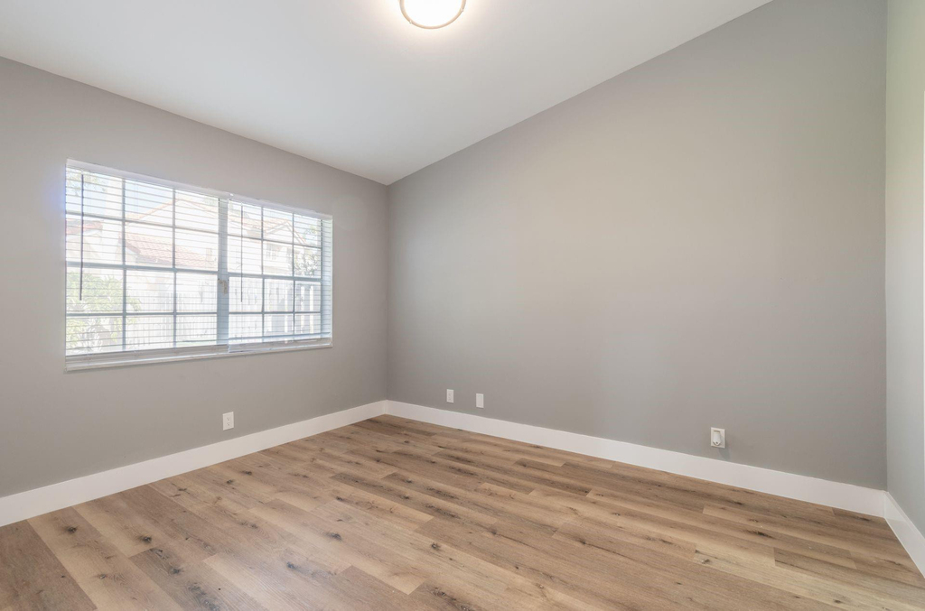 1579 Springside Drive - Photo 14