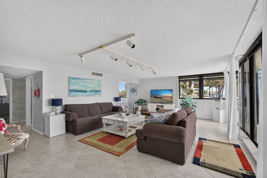 5380 N Ocean Drive - Photo 9