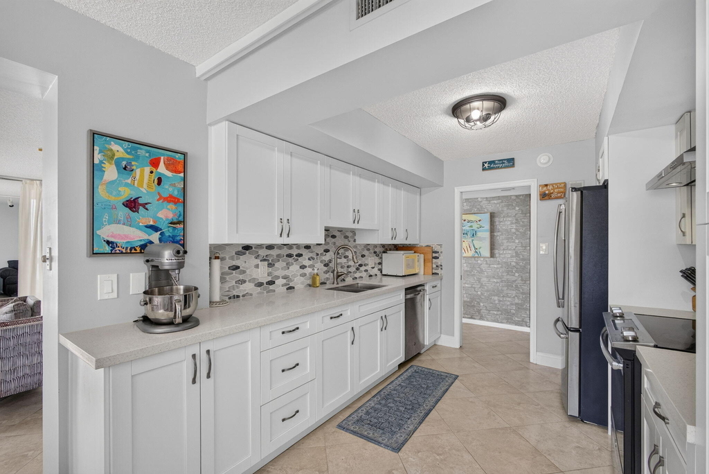 5380 N Ocean Drive - Photo 22