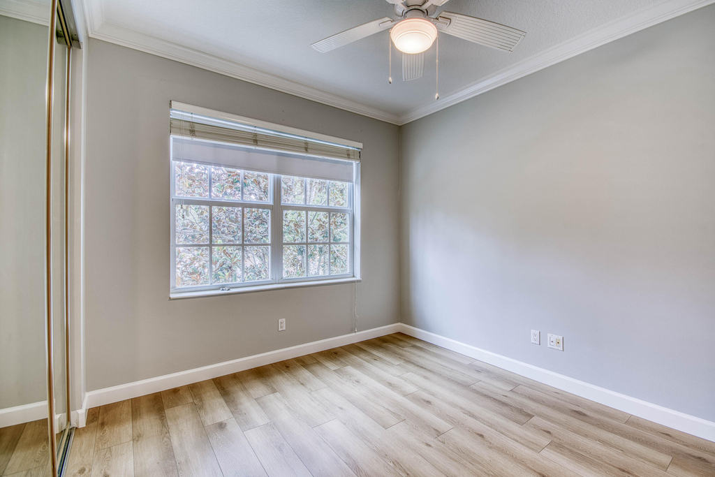 240 Poinciana Drive - Photo 21