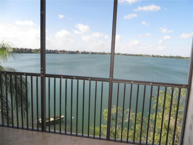 110 Lake Emerald Drive - Photo 9