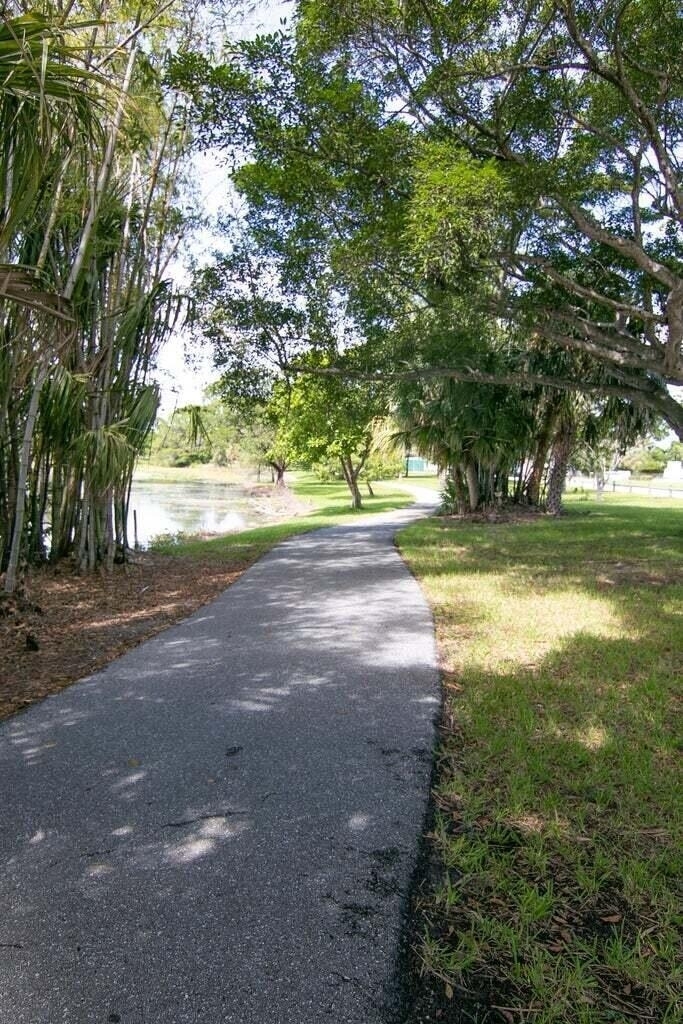 3240 Lake Osborne Drive - Photo 25
