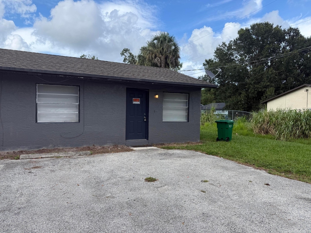 5006 Sanibel Avenue - Photo 2