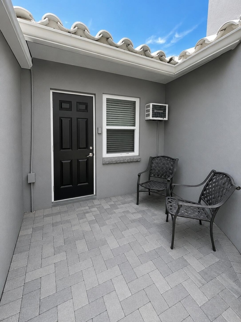741 Ne 16th Avenue - Photo 5