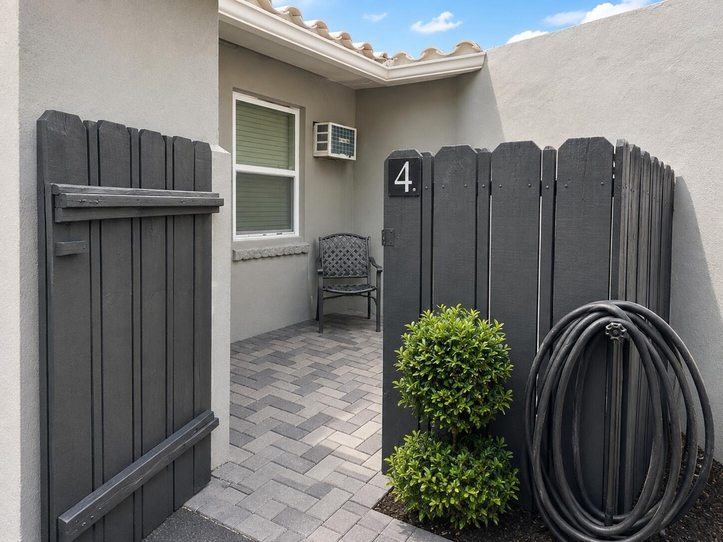 741 Ne 16th Avenue - Photo 4
