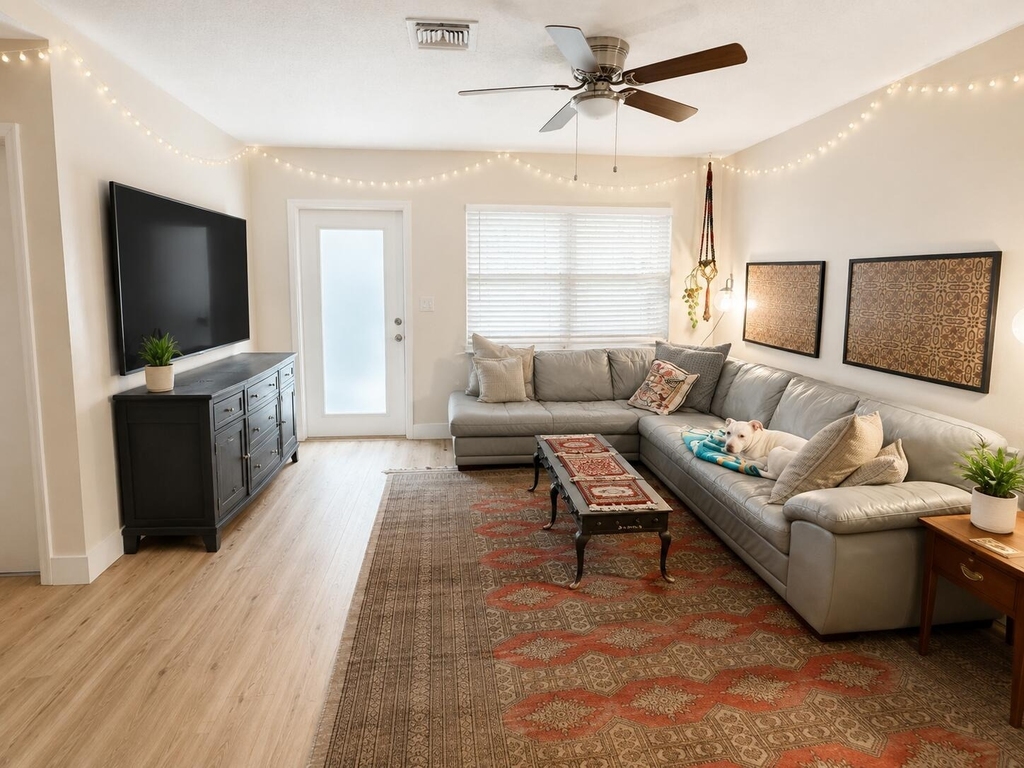1366 Se 4th Avenue - Photo 4