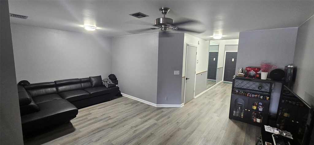 2262 Discovery Circle - Photo 7