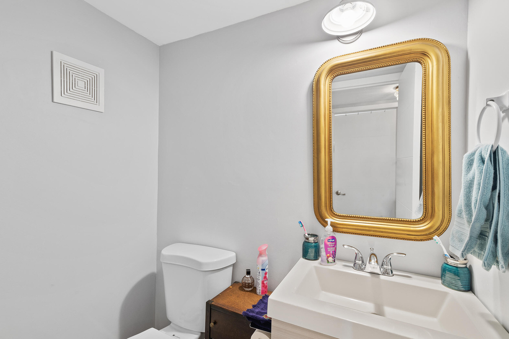 4064 Cornwall D - Photo 24