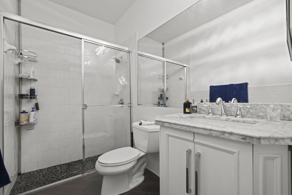 616 Nw 38th Circle - Photo 8