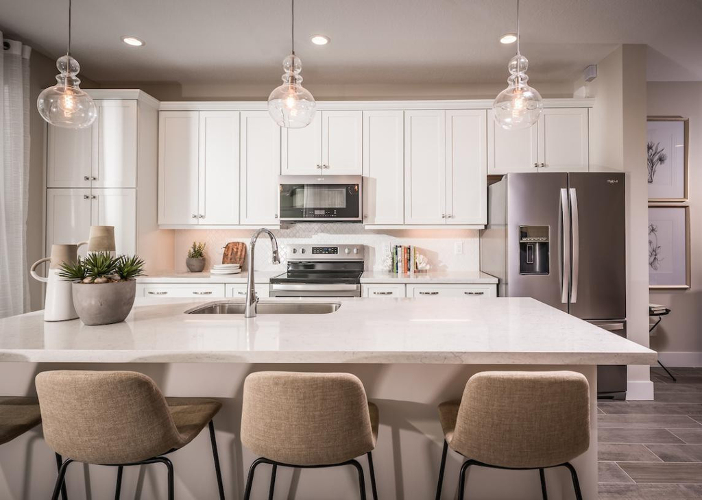 558 Sanderling Circle - Photo 1