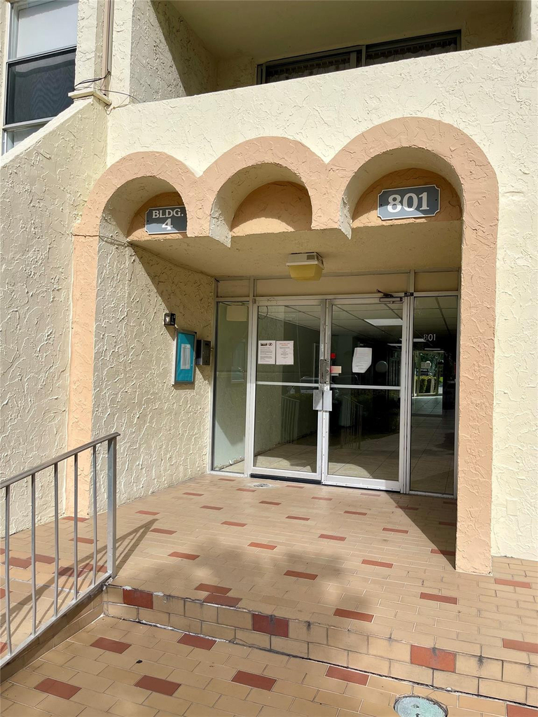 801 Three Islands Boulevard - Photo 2