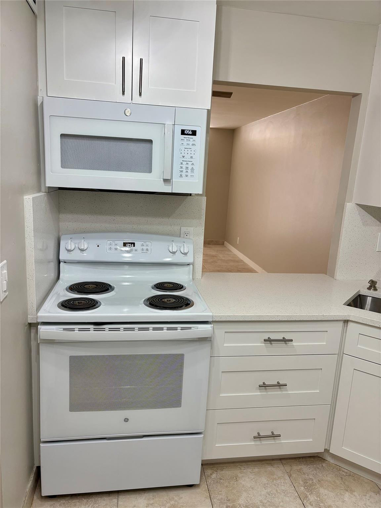 801 Three Islands Boulevard - Photo 8