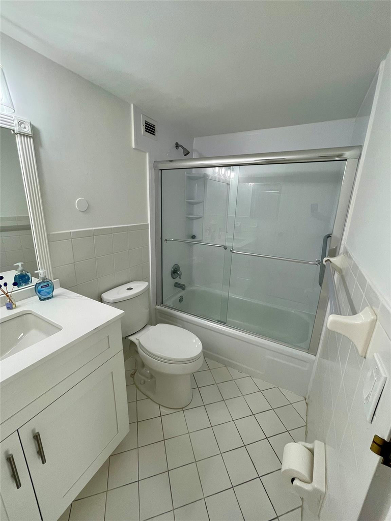 801 Three Islands Boulevard - Photo 14