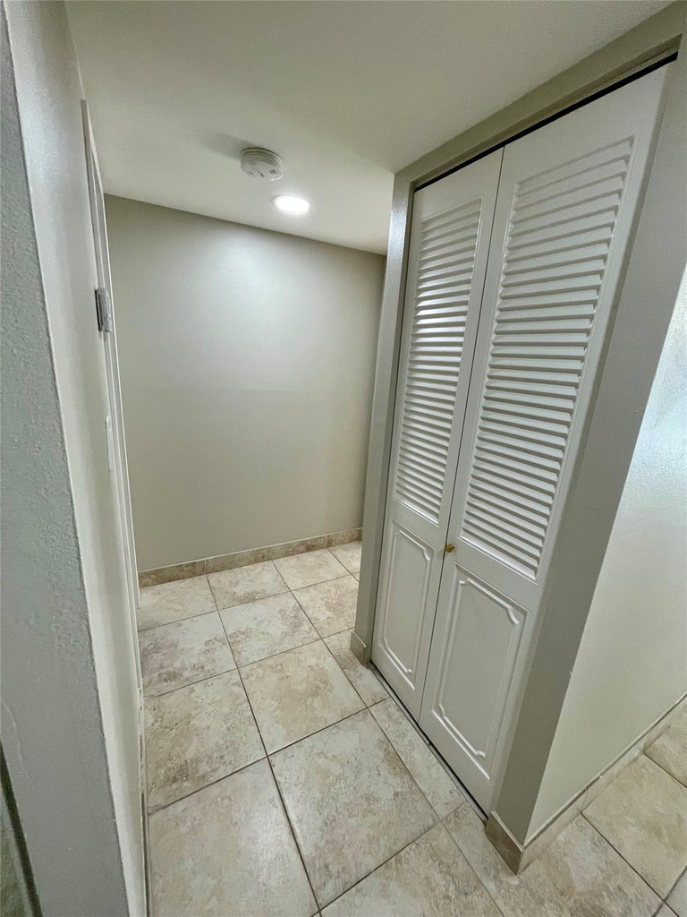 801 Three Islands Boulevard - Photo 6