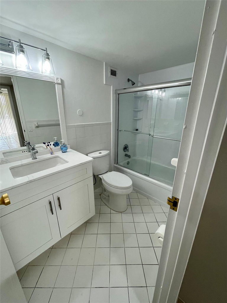 801 Three Islands Boulevard - Photo 13