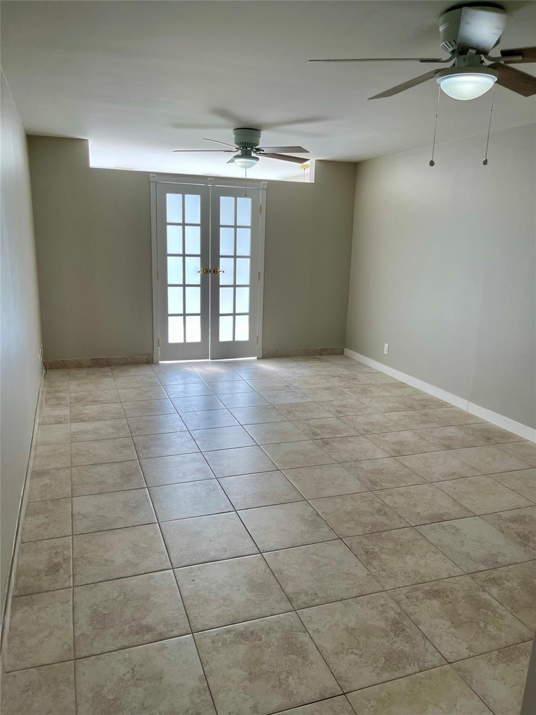 801 Three Islands Boulevard - Photo 18