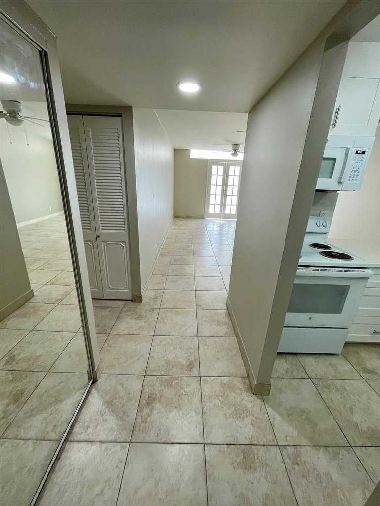 801 Three Islands Boulevard - Photo 5