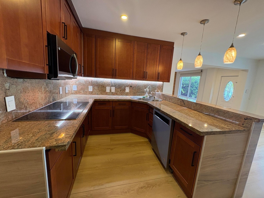 1032 Ne 16th Terrace - Photo 12