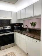 8820 Royal Palm Boulevard - Photo 3