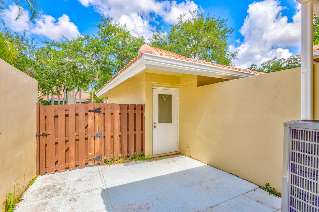 227 Old Meadow Way - Photo 5