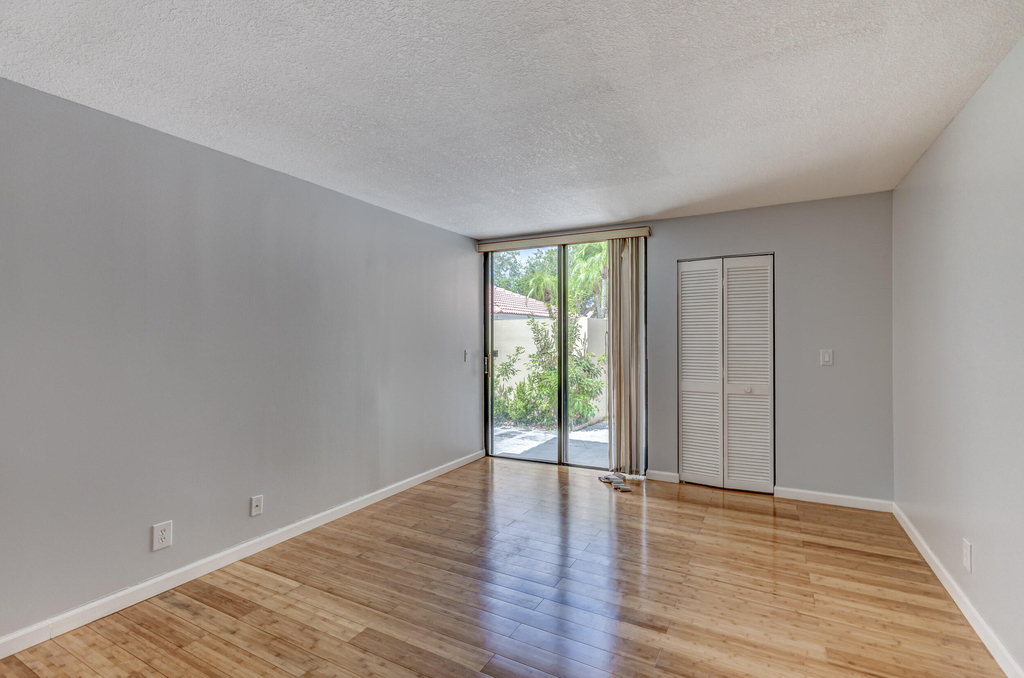 227 Old Meadow Way - Photo 22