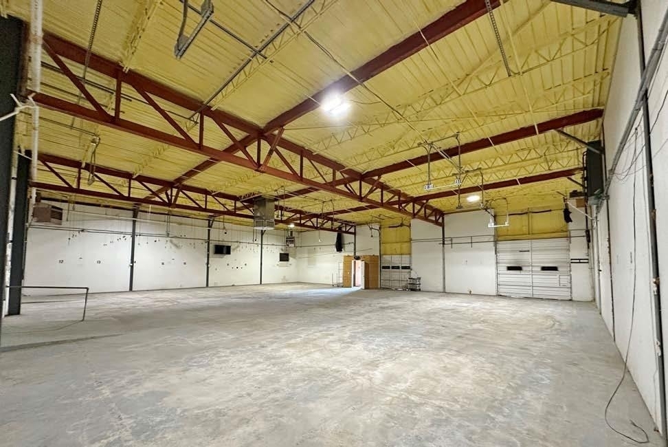 1210 Nw 4th Street - Photo 4