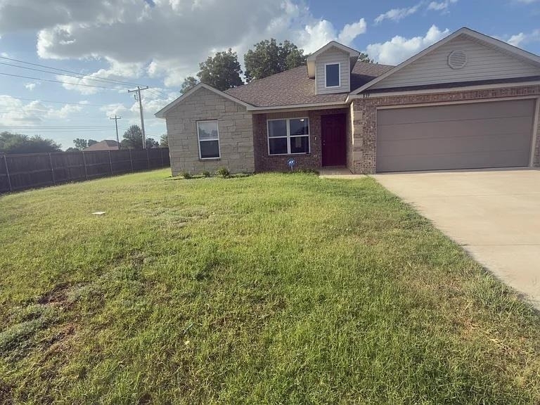 839 W Judy Drive - Photo 1