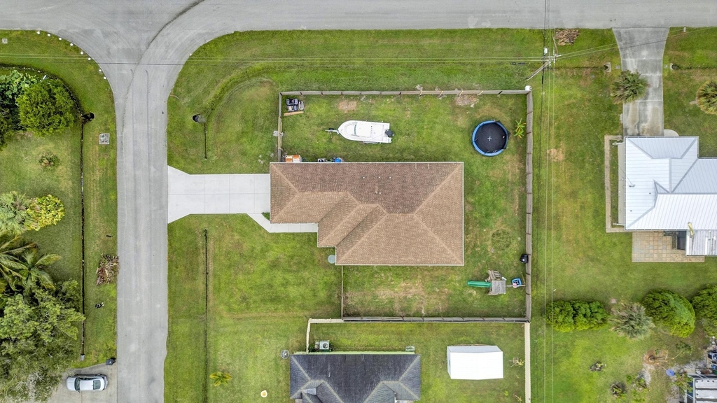 2001 Sw Aguero Street - Photo 31