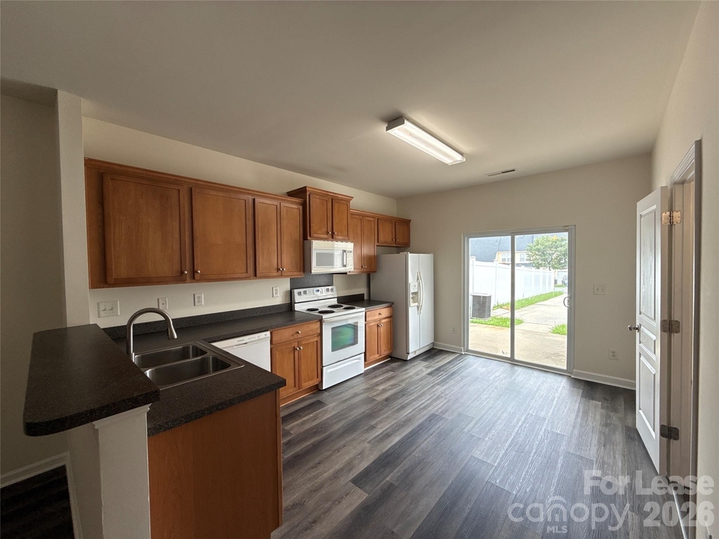 2009 Twilight Lane - Photo 5