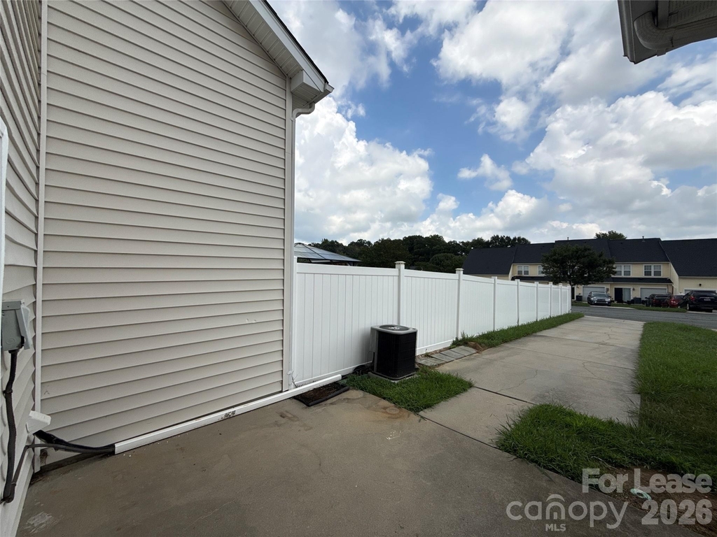 2009 Twilight Lane - Photo 12