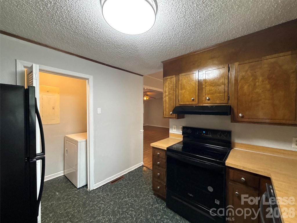 7905 Haverstraw Court - Photo 4