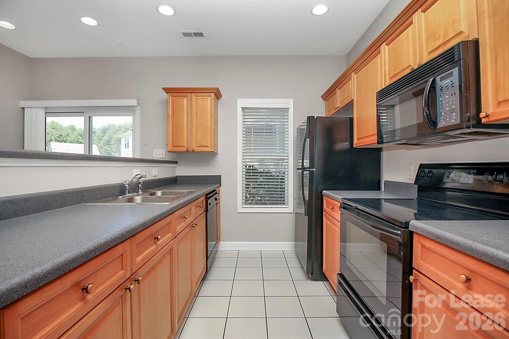 12547 Walden Lea Drive - Photo 11