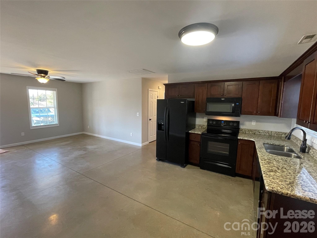3829 Marietta Place - Photo 3