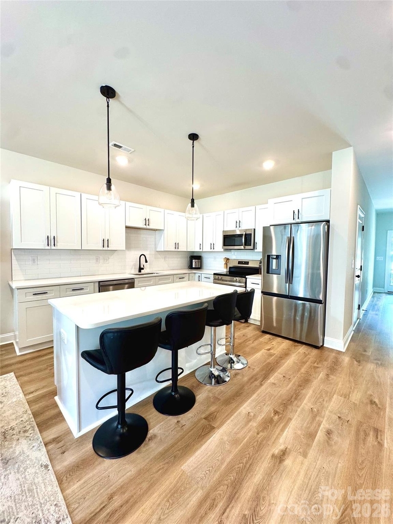 507 Greenwood Drive - Photo 3
