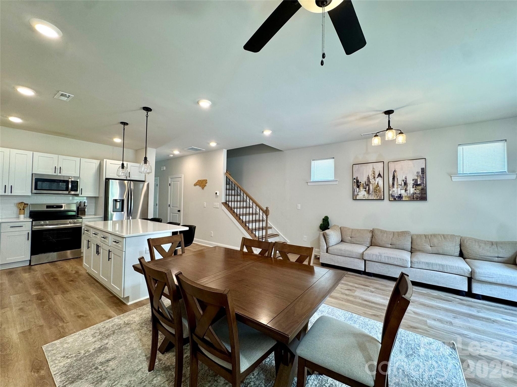 507 Greenwood Drive - Photo 5