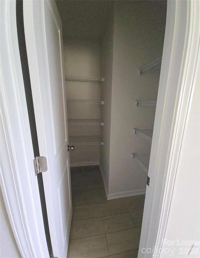 223 Brentwood Drive - Photo 4
