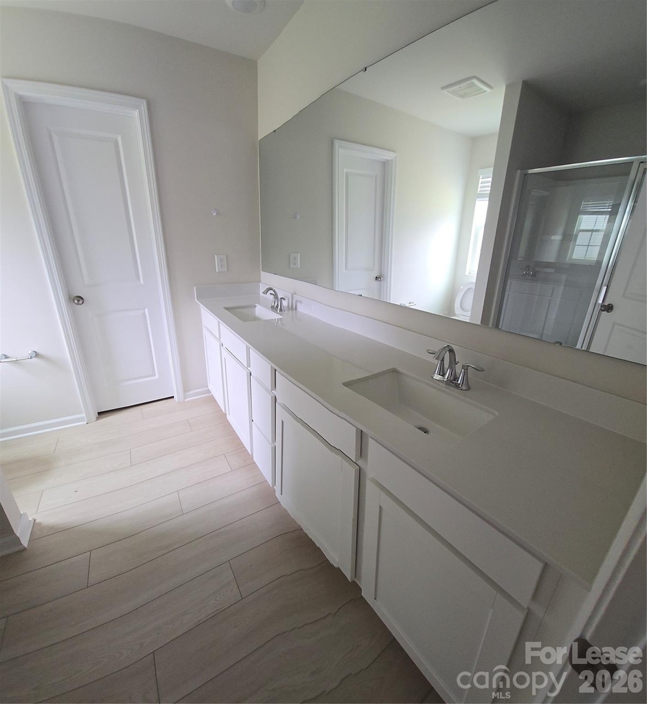 223 Brentwood Drive - Photo 12