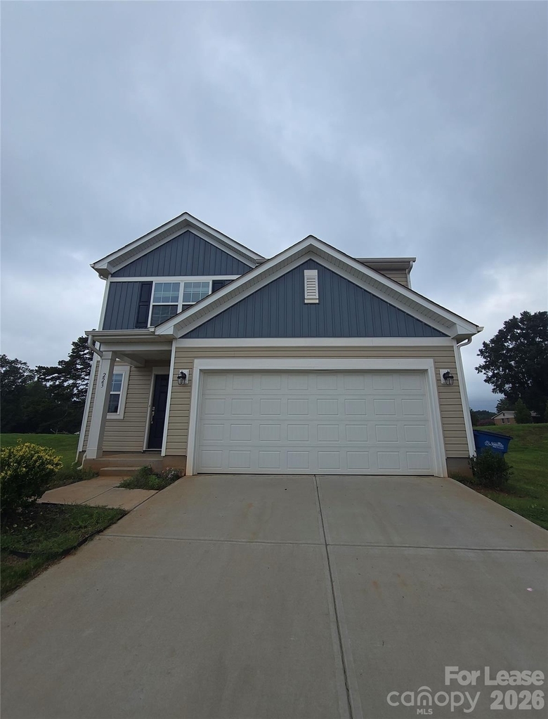 223 Brentwood Drive - Photo 0