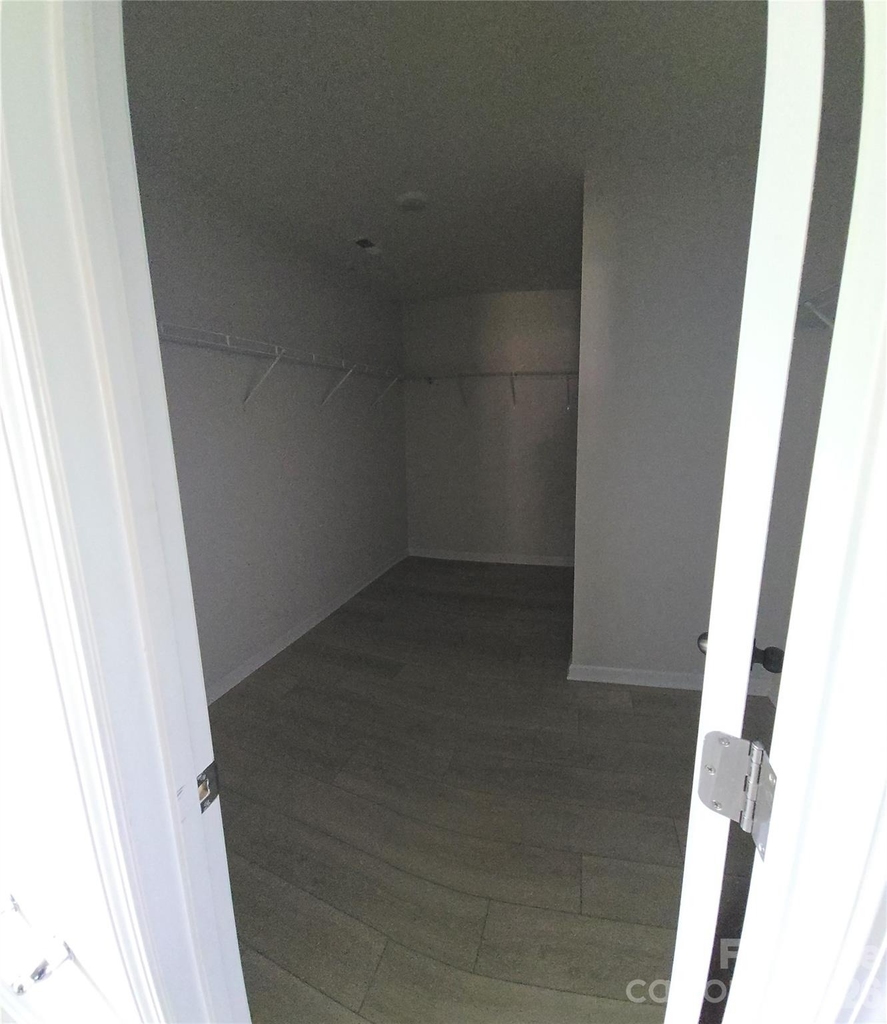 223 Brentwood Drive - Photo 13