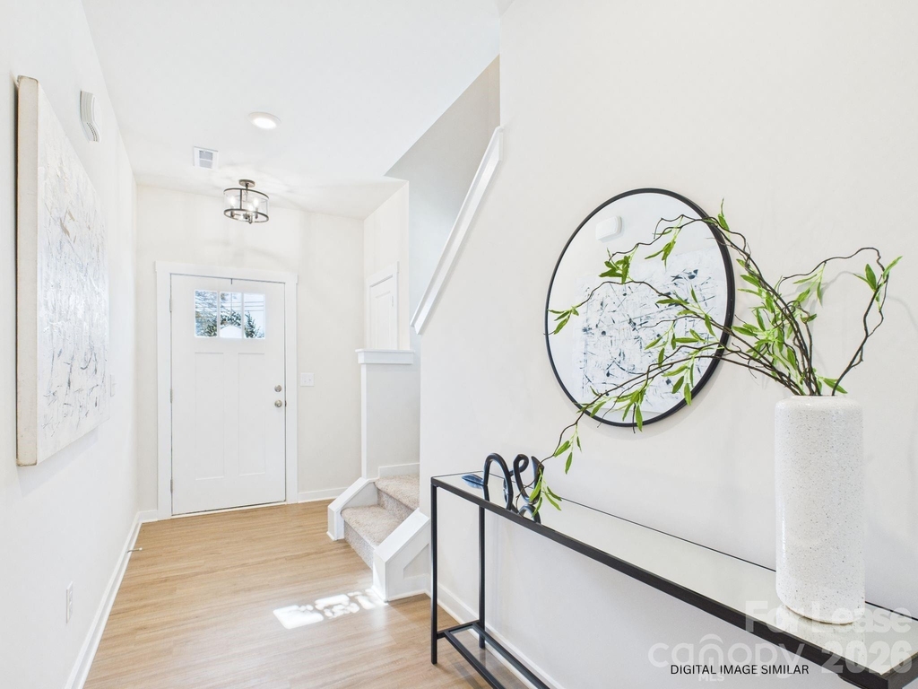 311 E Kings Street - Photo 2