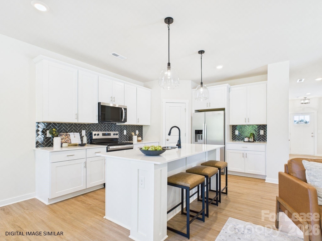 311 E Kings Street - Photo 4