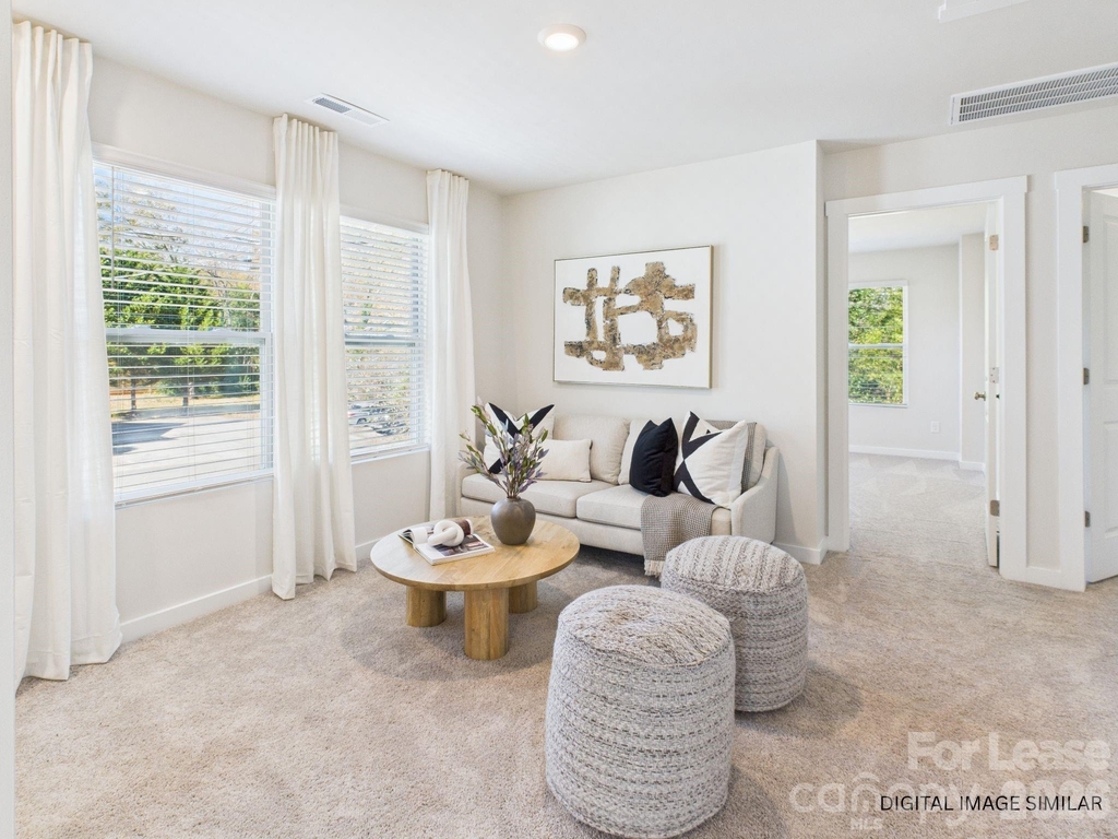 311 E Kings Street - Photo 11