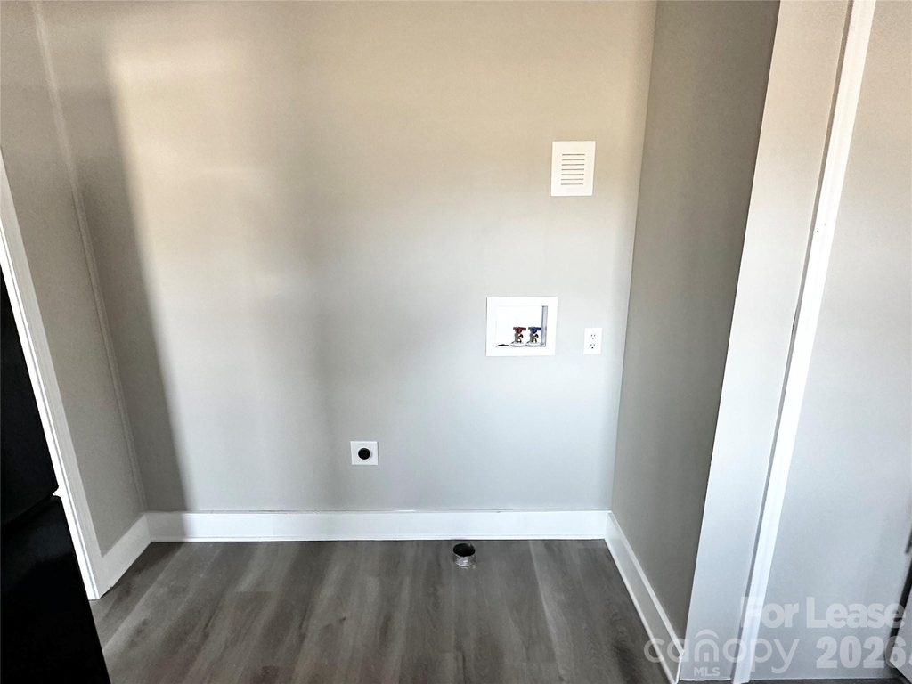 920 Holt Street - Photo 8