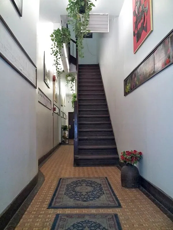 14 St Marks Place - Photo 3